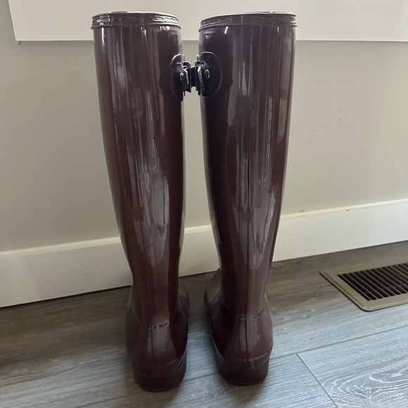 Women’s original tall, Hunter rain boots - Picture 2 of 4